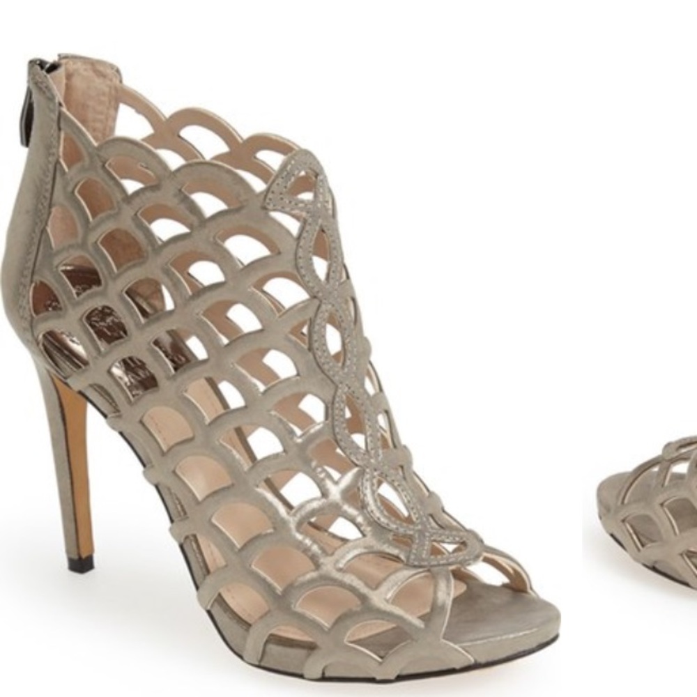 Vince Camuto Fontanela